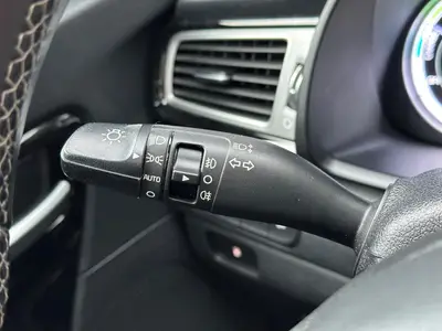 Kia Niro - Thumbnail 21