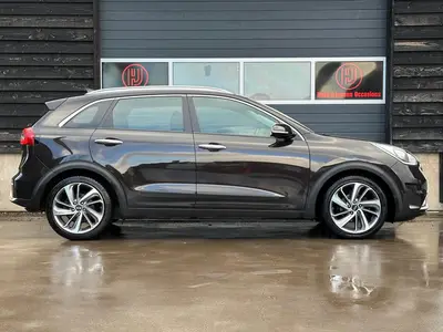 Kia Niro - Thumbnail 9