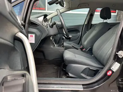 Ford Fiesta - Thumbnail 11