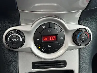 Ford Fiesta - Thumbnail 18