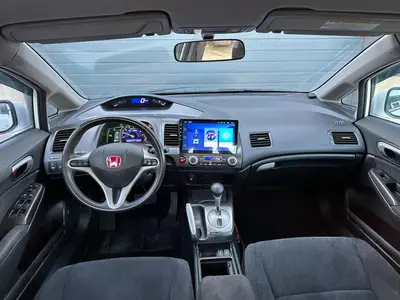 Honda Civic - Thumbnail 12