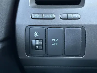 Honda Civic - Thumbnail 17