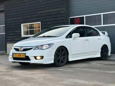 Honda Civic - Thumbnail 28