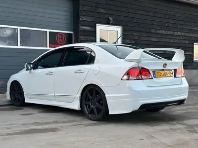 Honda Civic - Thumbnail 29