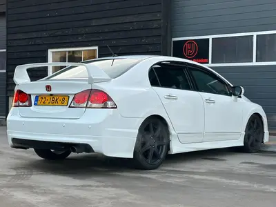 Honda Civic - Thumbnail 31