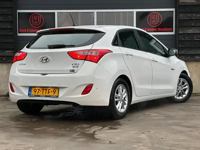 Hyundai i30 - Thumbnail 4