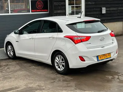 Hyundai i30 - Thumbnail 32