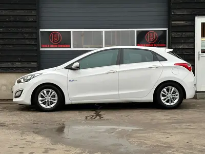 Hyundai i30 - Thumbnail 8