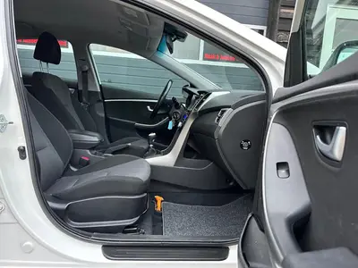 Hyundai i30 - Thumbnail 10