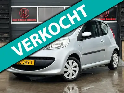 Peugeot 107 - Thumbnail 2