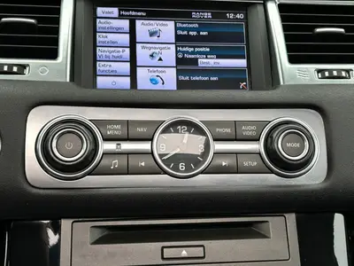 Land Rover Range Rover Sport - Thumbnail 17