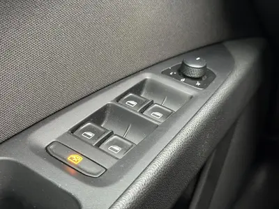 SEAT Leon - Thumbnail 24