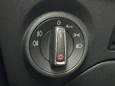 SEAT Leon - Thumbnail 25