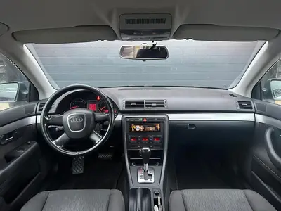 Audi A4 - Thumbnail 11