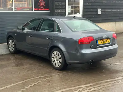 Audi A4 - Thumbnail 25