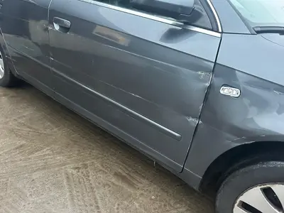 Audi A4 - Thumbnail 26