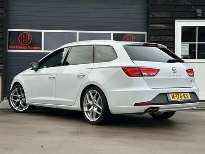 SEAT León ST - Thumbnail 4