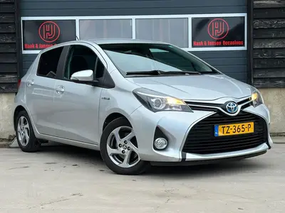 Toyota Yaris - Thumbnail 3