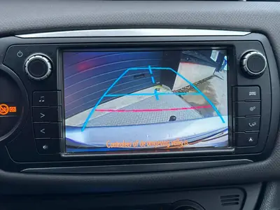 Toyota Yaris - Thumbnail 26