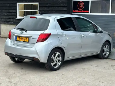 Toyota Yaris - Thumbnail 33