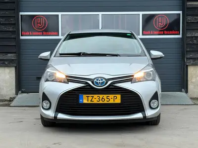 Toyota Yaris - Thumbnail 8