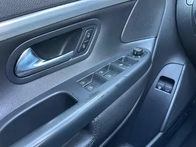 Volkswagen Eos - Thumbnail 20