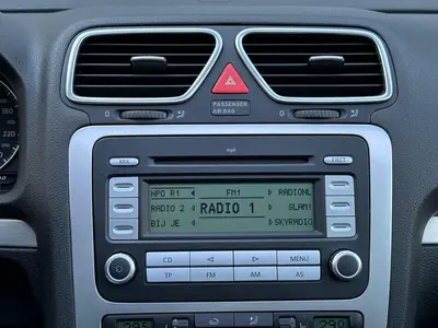 Volkswagen Eos - Thumbnail 25