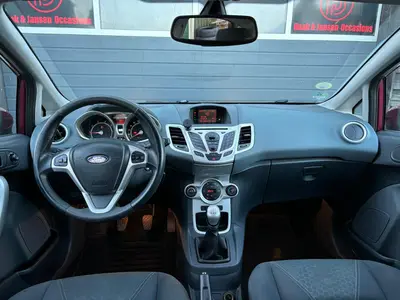 Ford Fiesta - Thumbnail 12