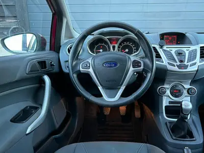 Ford Fiesta - Thumbnail 15