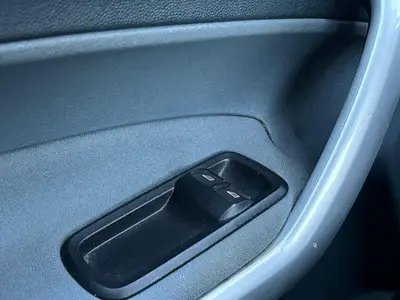 Ford Fiesta - Thumbnail 16