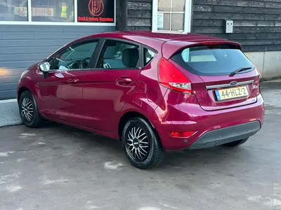 Ford Fiesta - Thumbnail 28