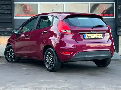 Ford Fiesta - Thumbnail 4
