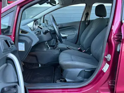 Ford Fiesta - Thumbnail 10