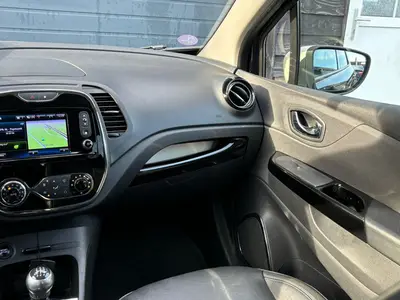Renault Captur - Thumbnail 12