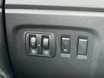 Renault Captur - Thumbnail 16