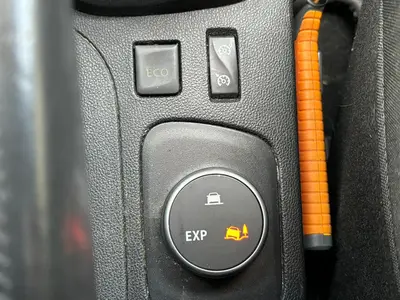 Renault Captur - Thumbnail 26