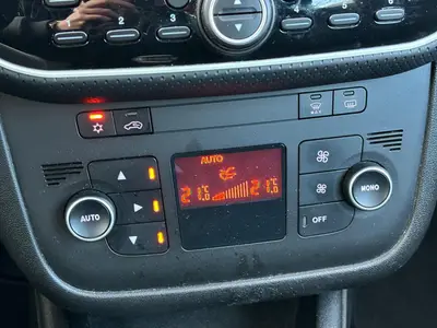 Fiat Punto Evo - Thumbnail 24