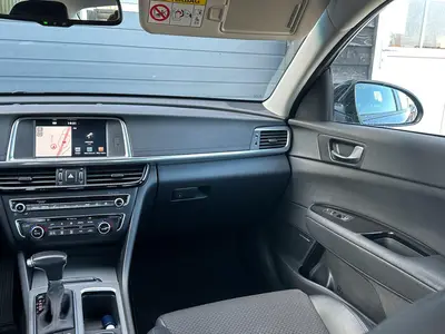 Kia Optima - Thumbnail 12