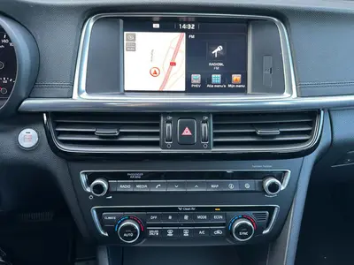 Kia Optima - Thumbnail 15