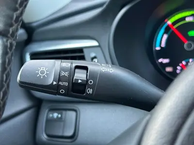 Kia Optima - Thumbnail 25