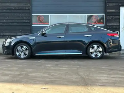 Kia Optima - Thumbnail 7