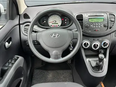 Hyundai i10 - Thumbnail 15