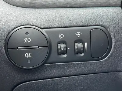 Hyundai i10 - Thumbnail 17