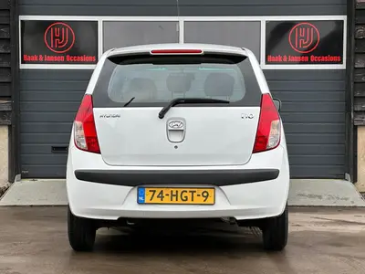 Hyundai i10 - Thumbnail 9