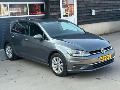 Volkswagen Golf - Thumbnail 28