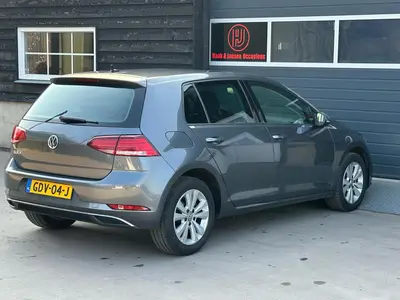 Volkswagen Golf - Thumbnail 31