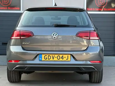 Volkswagen Golf - Thumbnail 9