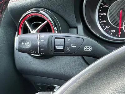 Mercedes-Benz GLA - Thumbnail 24