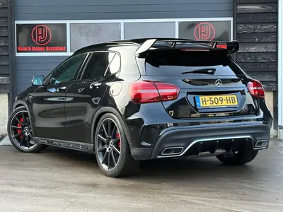 Mercedes-Benz GLA - Thumbnail 4