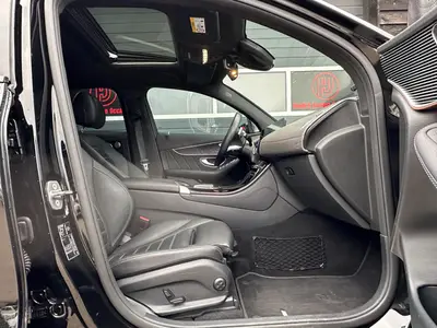 Mercedes-Benz EQC - Thumbnail 12